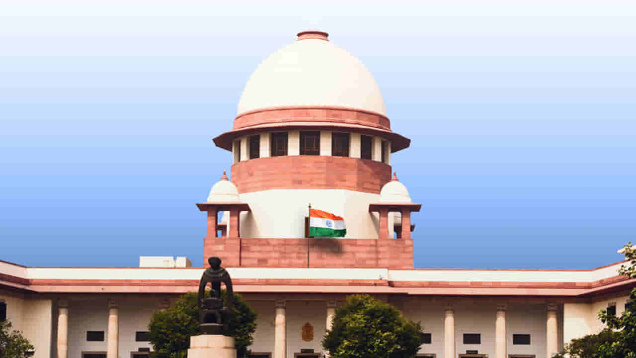 Andhra: ఏపీ ప్రభుత్వానికి చుక్కెదురు.. 34% బీసీ రిజర్వేషన్ల పిటిషన్ను కొట్టేసిన సుప్రీంకోర్టు