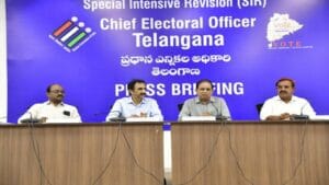 తెలంగాణ ఓటర్లకు ECI గుడ్‌న్యూస్! నోటీసుల గందరగోళం,స్పెషల్ డ్రైవ్