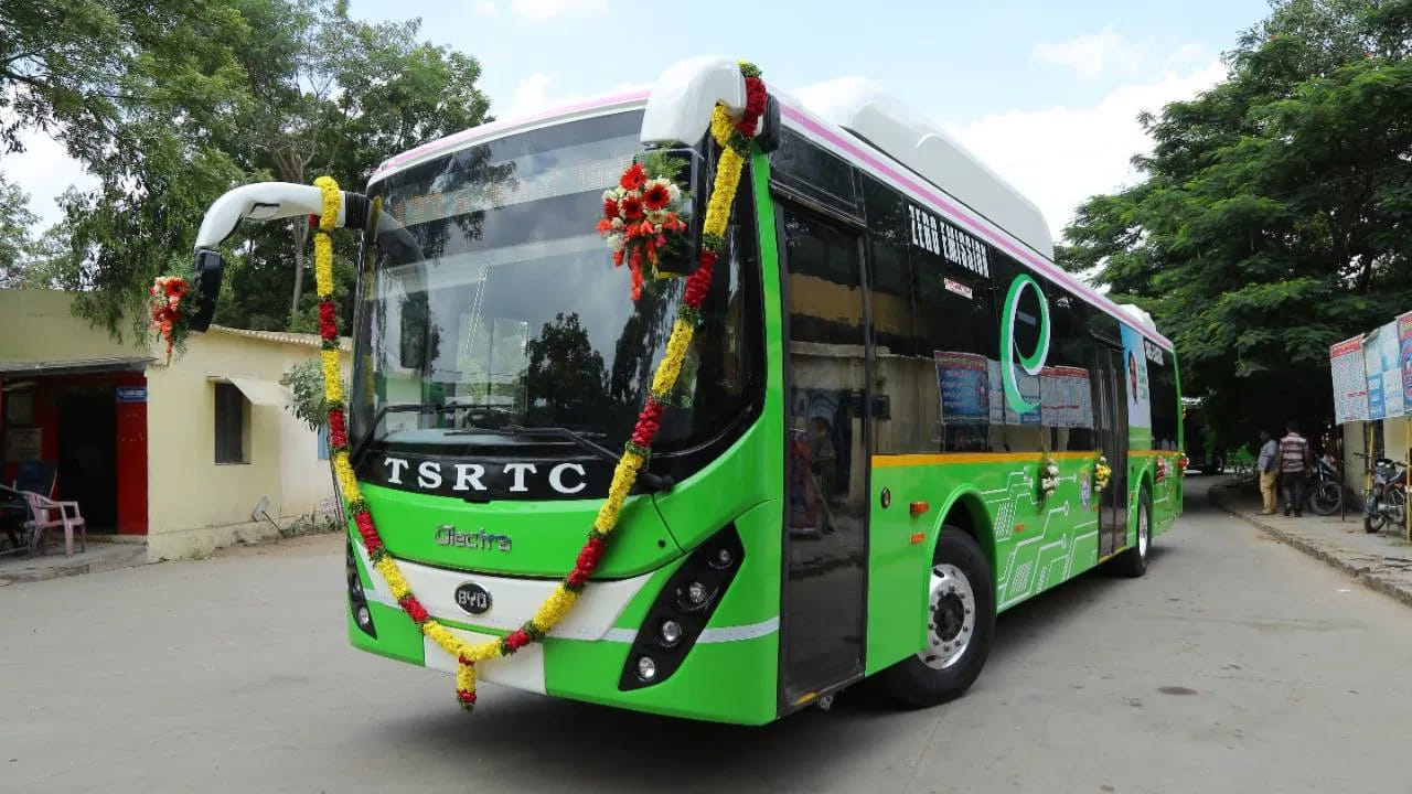 Hyderabad: హైదరాబాద్ వాసులకు గుడ్ న్యూస్.. ఆర్టీసీ బస్సుల్లో రద్దీకి చెక్.. కొత్తవి వచ్చేస్తున్నాయ్..