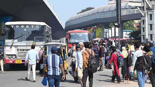 Telangana: మహిళలకే కాదు.. పురుషులకు కూడా ఉచిత బస్సు సౌకర్యం..! తెలంగాణ ప్రభుత్వం పండుగలాంటి వార్త..!