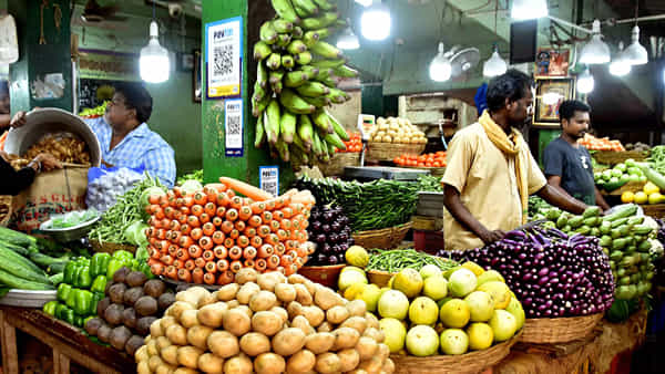 Vegetable Prices: సామాన్యులకు బిగ్ రిలీఫ్.. తెలుగు రాష్ట్రాల్లో పడిపోయిన కూరగాయల ధరలు.. ఇప్పుడు తక్కువ రేటుకే..