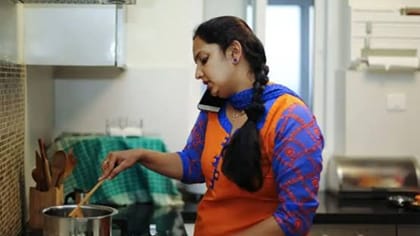 కుక్ ను ఇందుకోసమే పెట్టుకున్నా.. బెంగళూరు మహిళ షాకింగ్ రీజన్